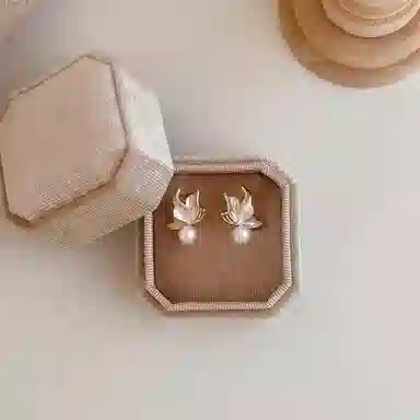 彤彤兔 优雅风独特设计高级感 合金 耳环 女款