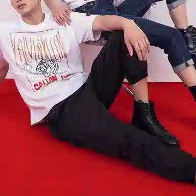 CKCalvin Klein LogoT