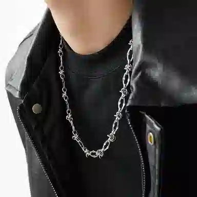 ENFANTIN Thorns Necklace