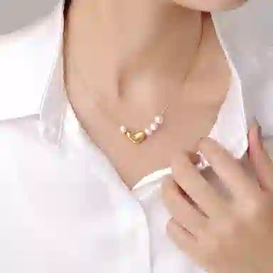 品彩 爱心 不对称设计锁骨链轻奢高级感 淡水珍珠 珍珠项链 女款