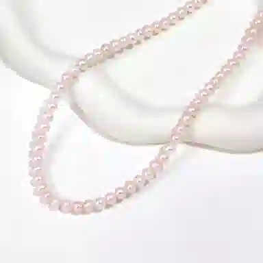 925