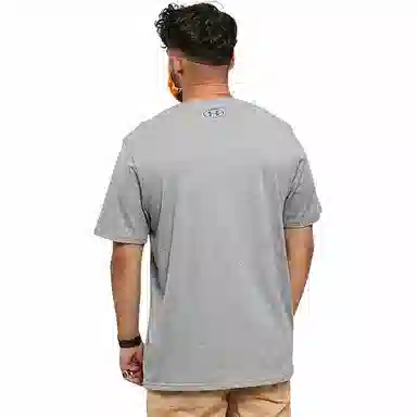 Under Armour sportstyle T