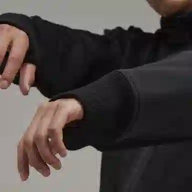 Y-3 FW22 Logo