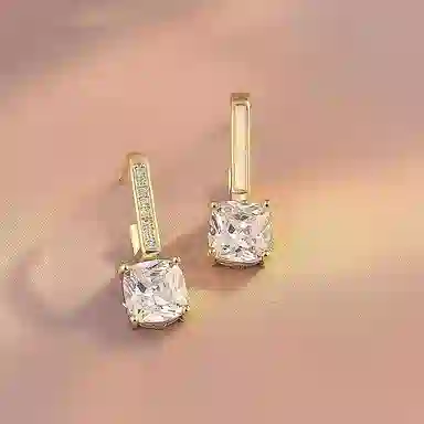 彤彤兔 不对称方形潮流小众 合金 耳环 女款