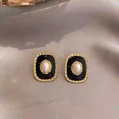 彤彤兔 法式复古方块 合金 耳环 女款