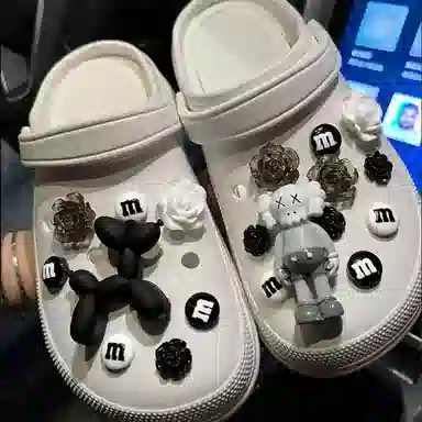 ZANC m crocs DIY