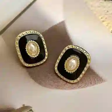 彤彤兔 法式复古方块 合金 耳环 女款