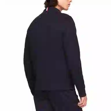 Tommy Hilfiger V