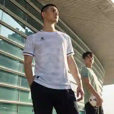 KELME V T