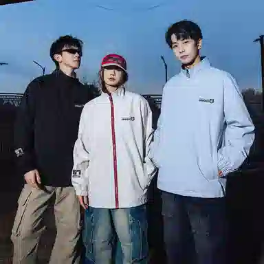 王者荣耀 鲁班七号星空梦想款 美式复古高街纯色设计字母户外防风潮流休闲宽松立领工装机能风无性别通勤舒适夹克外套 男女同款