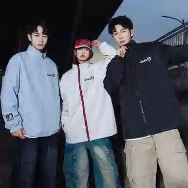 王者荣耀 鲁班七号星空梦想款 美式复古高街纯色设计字母户外防风潮流休闲宽松立领工装机能风无性别通勤舒适夹克外套 男女同款