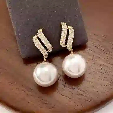 彤彤兔 时尚设计高级感 合金 耳钉 女款