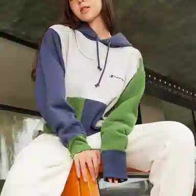 Champion Reverse Weave Logo