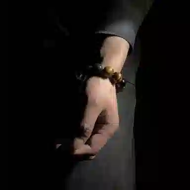 MOUNTAINS AND MANS 16mm