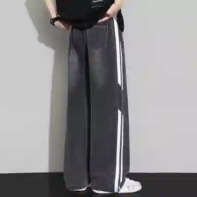 LIGHTNING MONSTER logo