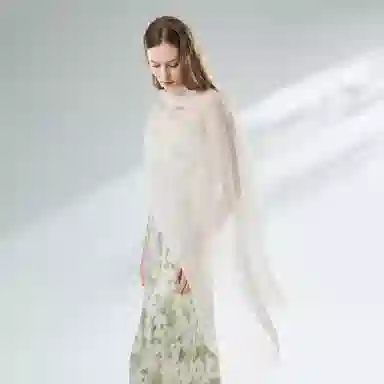 ELLE