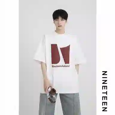 NINETEEN AUTUMN T