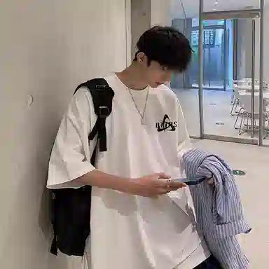 Fakeyoung T