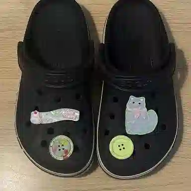 IOTS Crocs Mule