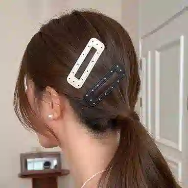 简应舒 波点刘海夹前额碎发边夹可爱侧边 皮革 发夹 女款