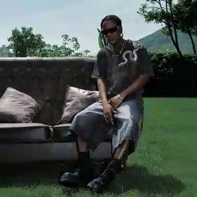 CHARLIE GOLF T