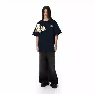 adidas originals Fantasy T