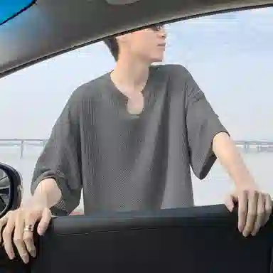 NEAR HERE UCleanfitT