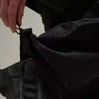 Y-3 LINED RIPS PNTS Logo