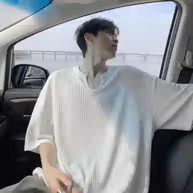 NEAR HERE UCleanfitT