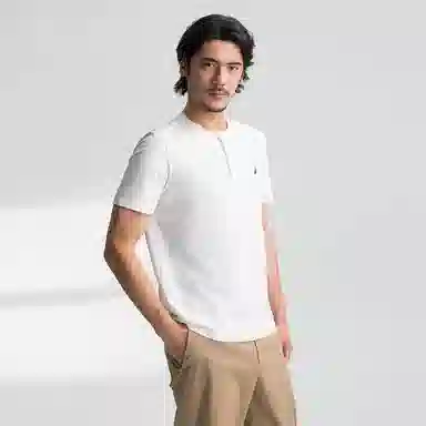 NAUTICA T