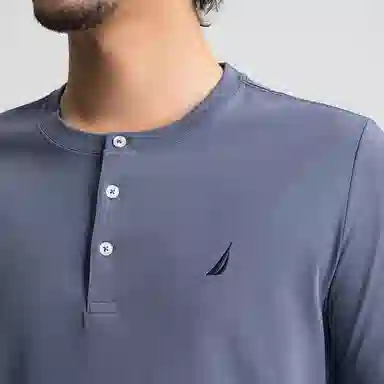 NAUTICA T