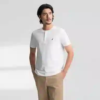 NAUTICA T