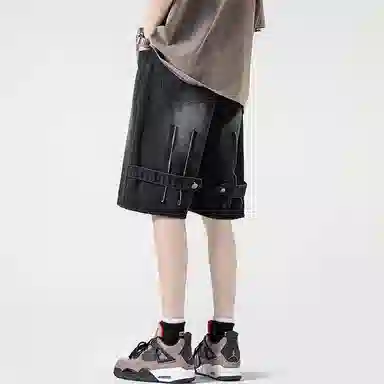 Fakeyoung
