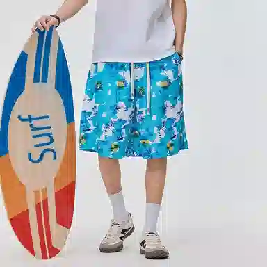 UNthemed