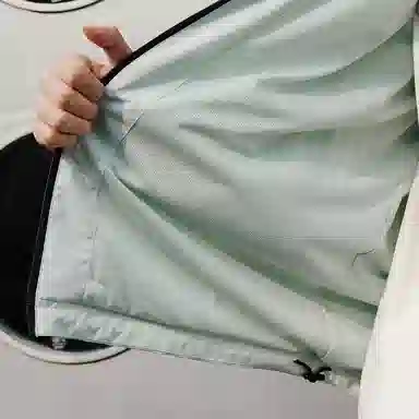 adidas WOVEN JACKET