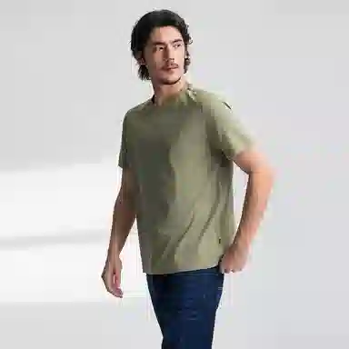 NAUTICA T