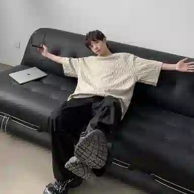 Fakeyoung T