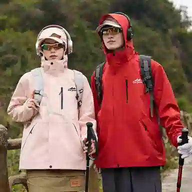 依文  美式复古潮牌山系户外纯色雪山山脉字母印花登山徒步连帽三合一休闲宽松  防水防风透气保暖冲锋衣 男女同款