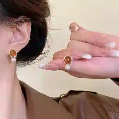 彤彤兔 美拉德风高级感复古 合金 耳钉 女款