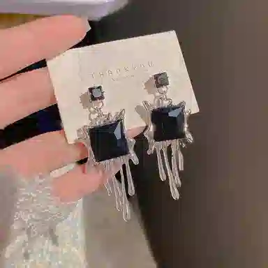 彤彤兔 方形融岩 合金 耳环 女款