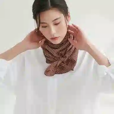 山一丸 时尚几何条纹真巾春夏清新简约气质款桑蚕丝  丝巾 女款