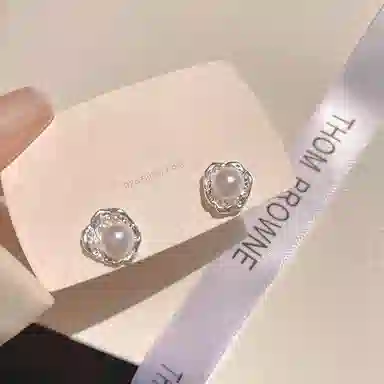 彤彤兔 小巧甜美几何气质 合金 耳钉 女款