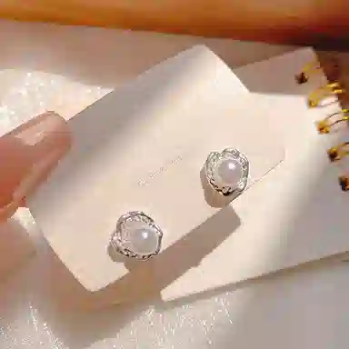 彤彤兔 小巧甜美几何气质 合金 耳钉 女款