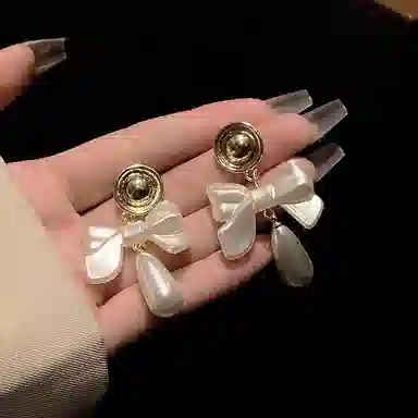 彤彤兔 蝴蝶结珍珠水滴 合金 耳环 女款