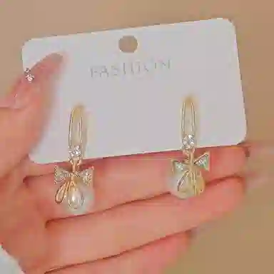 彤彤兔 蝴蝶结闪钻百搭 合金 耳环 女款