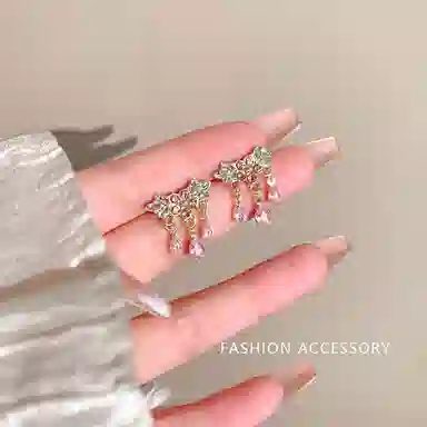 彤彤兔 温柔轻奢粉色闪钻花朵 合金 耳钉 女款