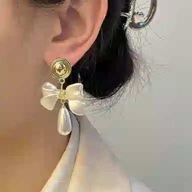 彤彤兔 蝴蝶结珍珠水滴 合金 耳环 女款