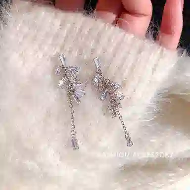 彤彤兔 韩系显脸瘦复古长款流苏 合金 耳环 女款