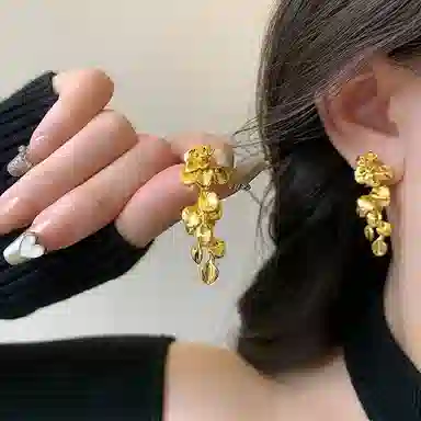 彤彤兔 简约复古金色叶子花朵流苏 合金 耳环 女款