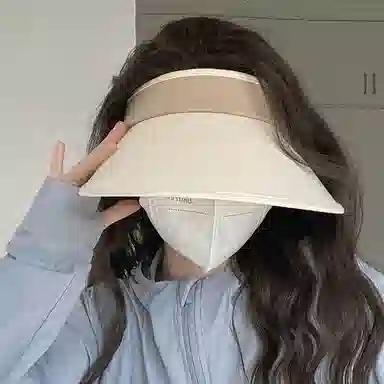 Cranta Komeia ins